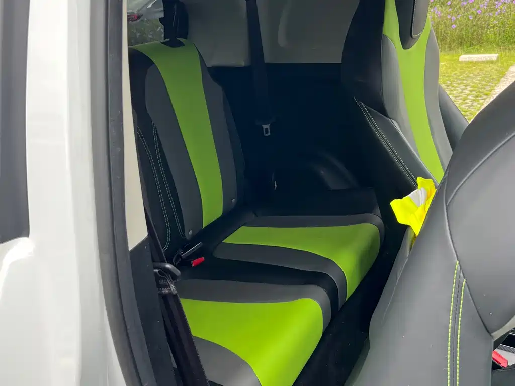 Roewe Clever — миниатюра 13