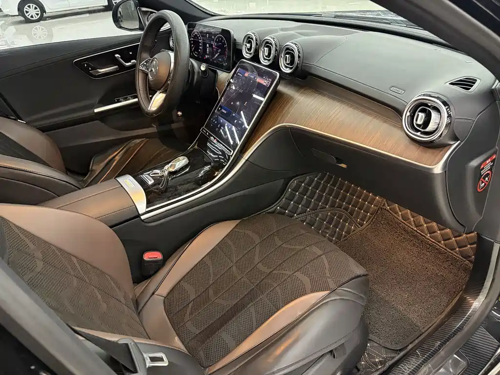 Mercedes-Benz C-Class — миниатюра 5