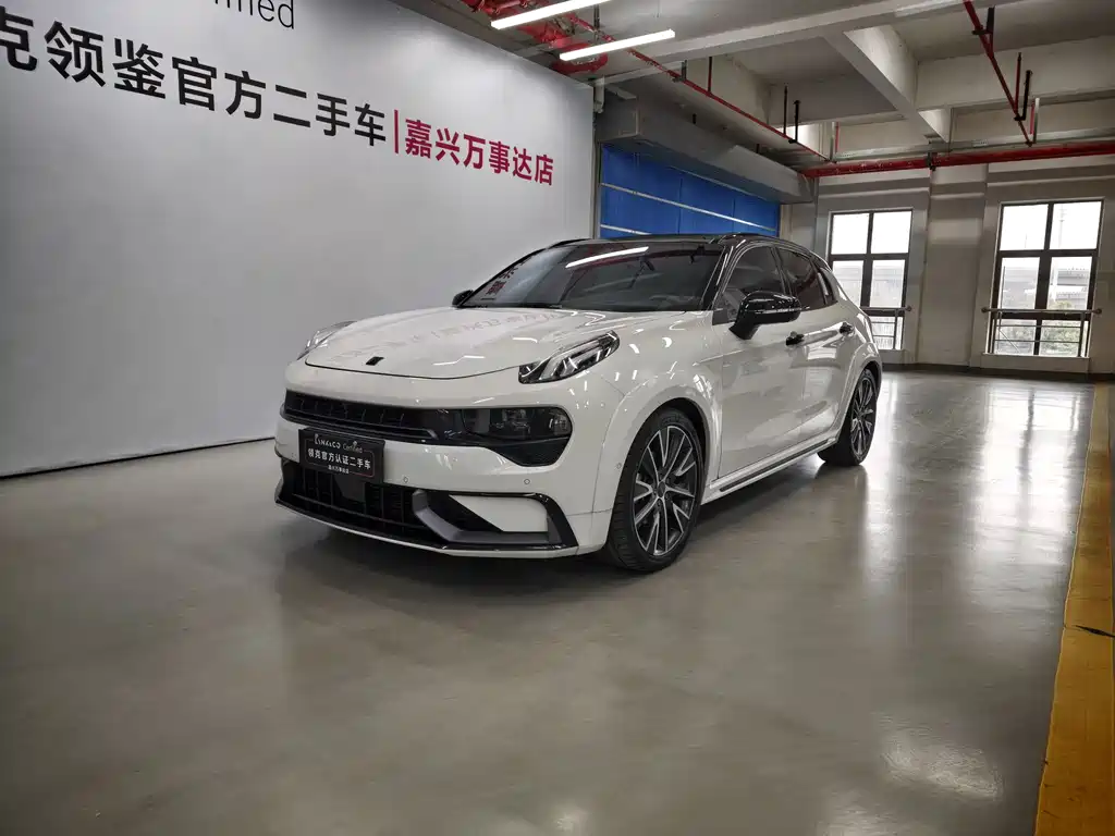 Lynk & Co 02 Hatchback 2022