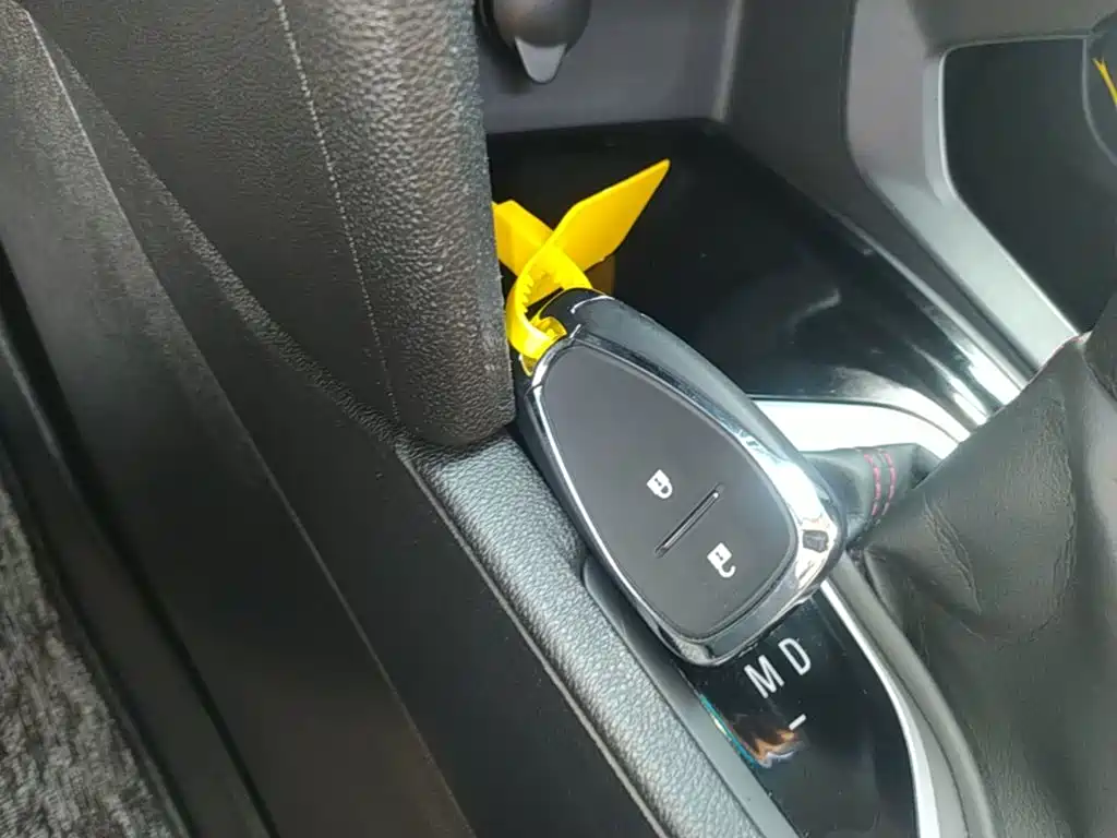 Chevrolet Volando — миниатюра 9