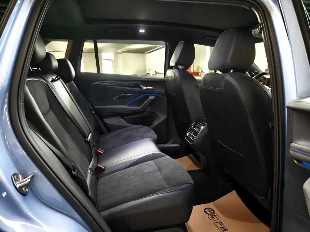 Volkswagen Tiguan L — миниатюра 11