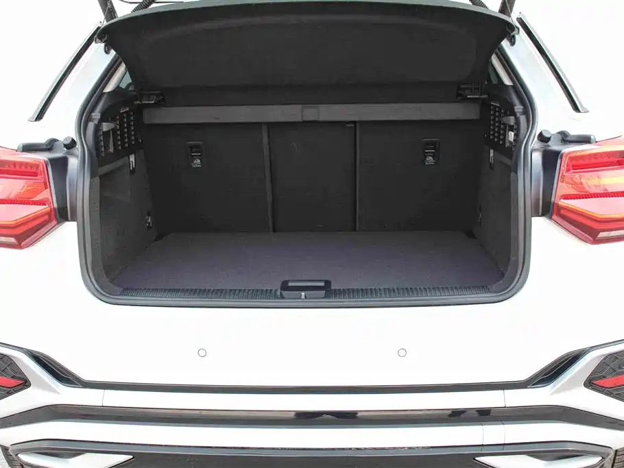 Audi Q2L — миниатюра 7