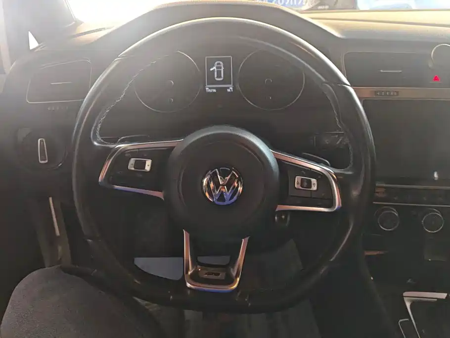 Volkswagen Golf — миниатюра 15