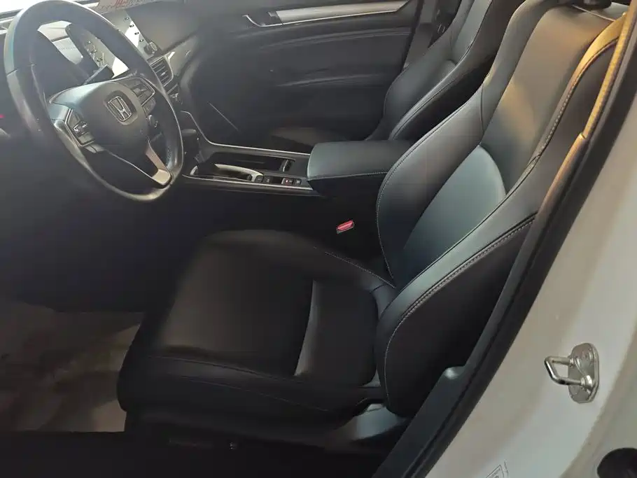 Honda Inspire — миниатюра 9