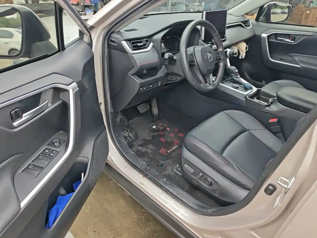 Toyota Wildlander New Energy — миниатюра 16