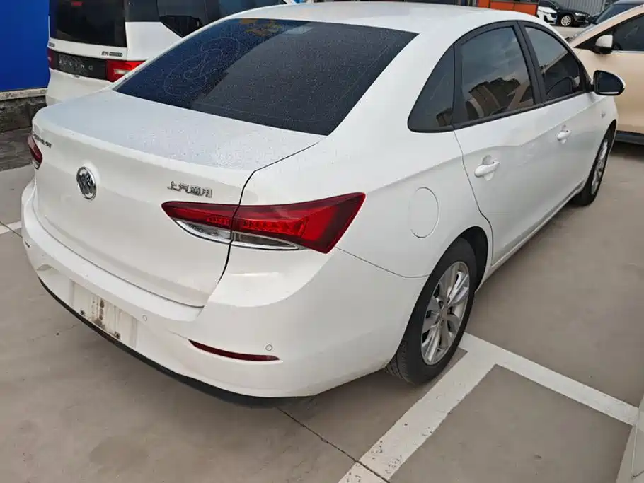 Buick Excelle — миниатюра 3