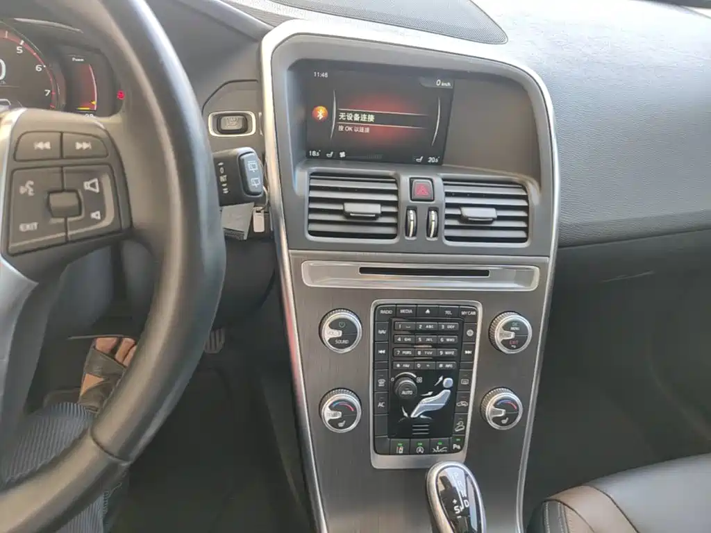 Volvo XC60 — миниатюра 13