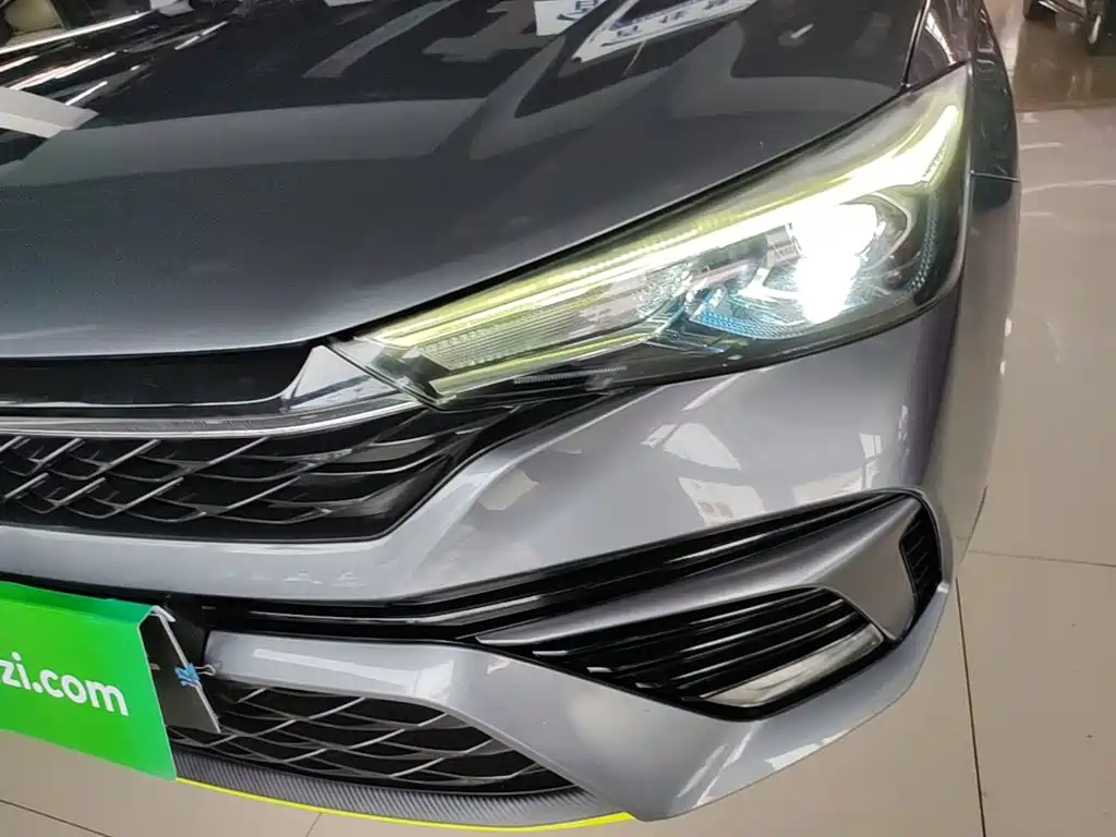 Roewe i5 — миниатюра 24
