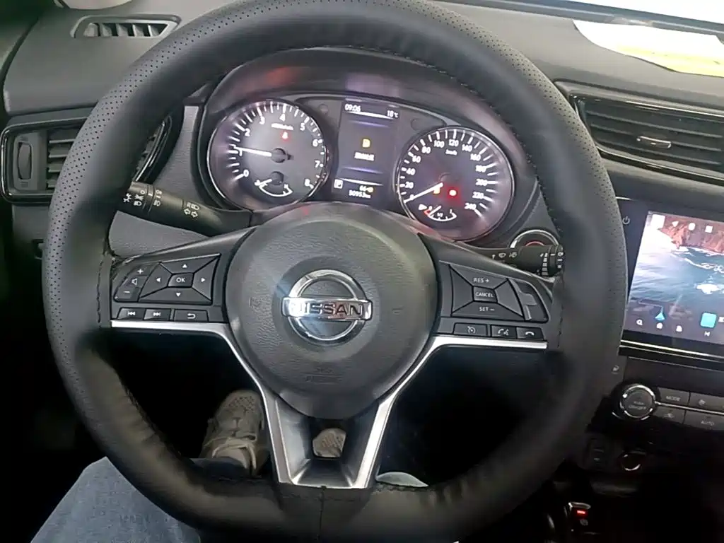 Nissan X-Trail — миниатюра 11