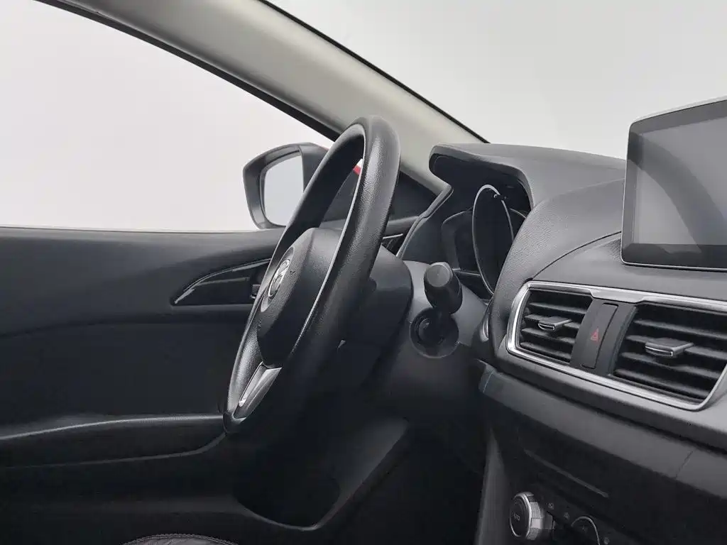 Mazda 3 Axela — миниатюра 22