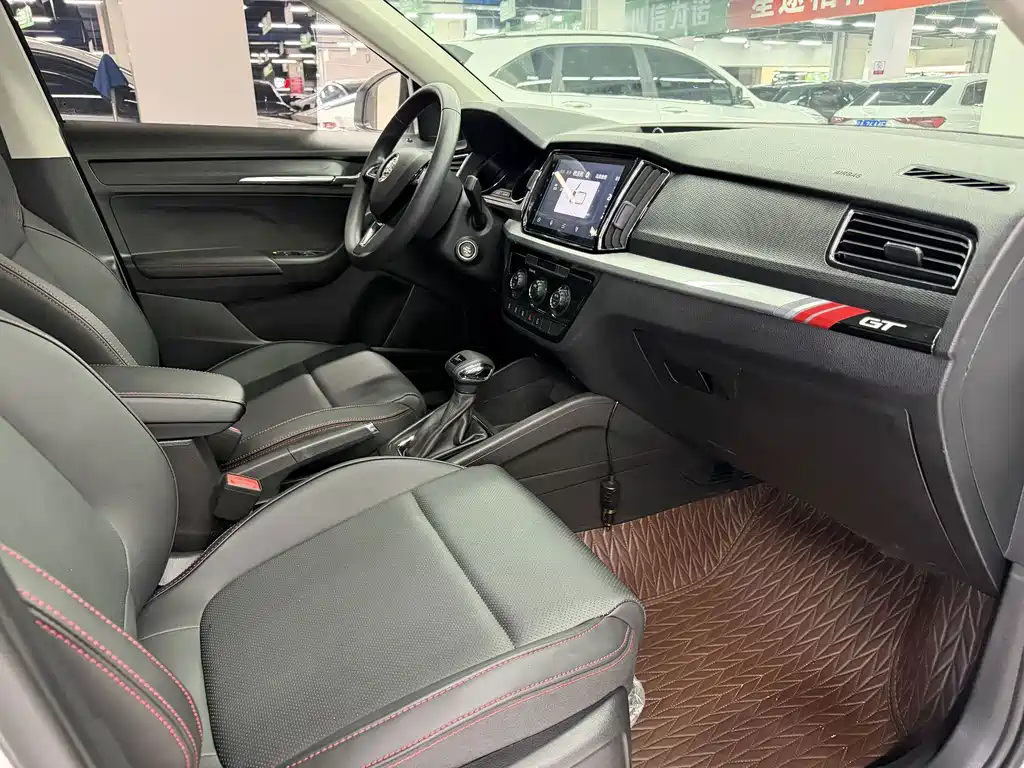 Skoda Kamiq — миниатюра 8