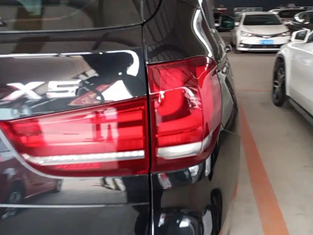 BMW X5 (Import) — миниатюра 8