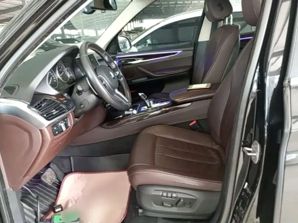 BMW X5 (Import) — миниатюра 15