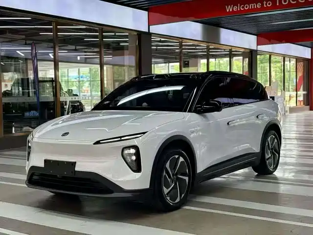 2023 Nio ES6