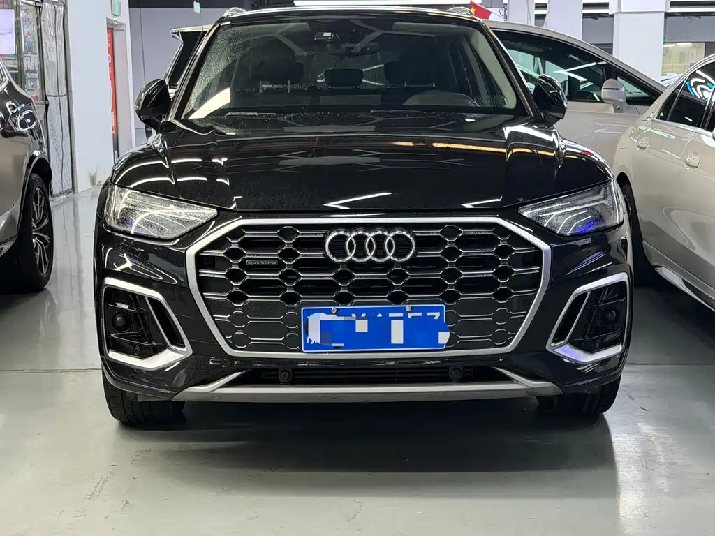 Audi Q5L — миниатюра 2