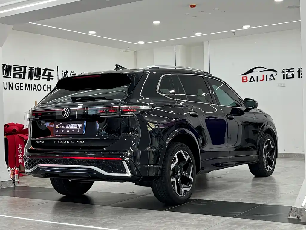 Volkswagen Tiguan L — миниатюра 5