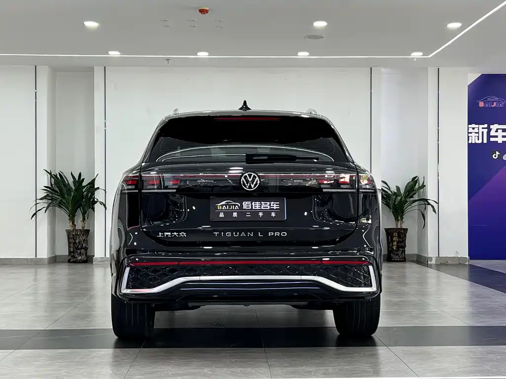 Volkswagen Tiguan L — миниатюра 6