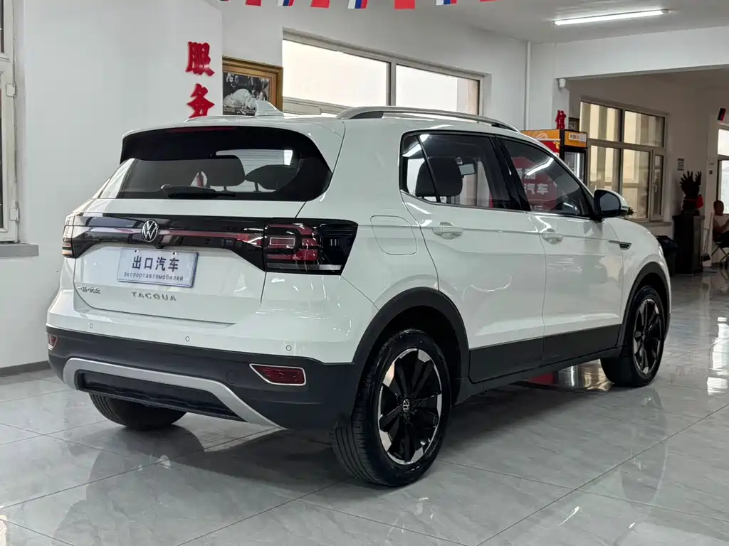 Volkswagen Tacqua 1.5L Auto Joy Connected Edition, фото 4