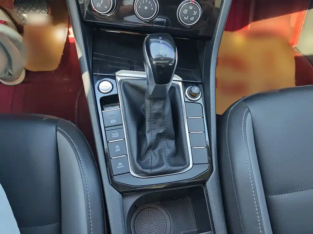 Volkswagen Sagitar — миниатюра 9