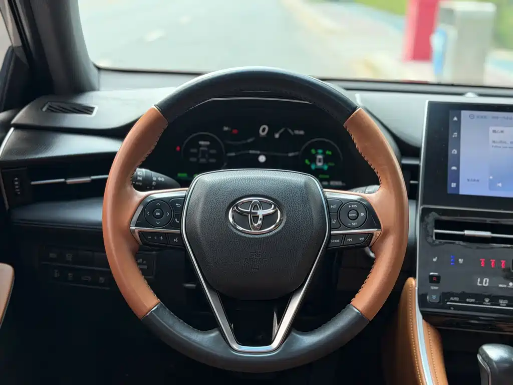 Toyota Avalon — миниатюра 17