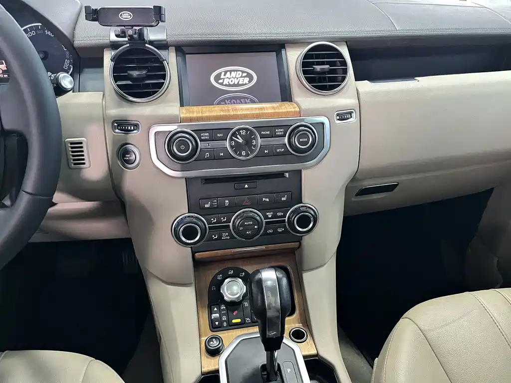 Land Rover Discovery — миниатюра 15