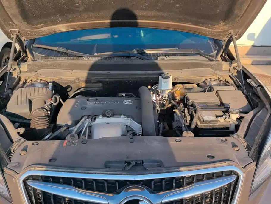Buick Envision Plus — миниатюра 10