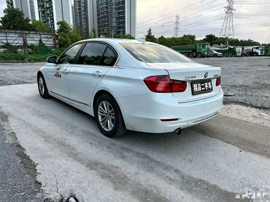 BMW 3 Series — миниатюра 8