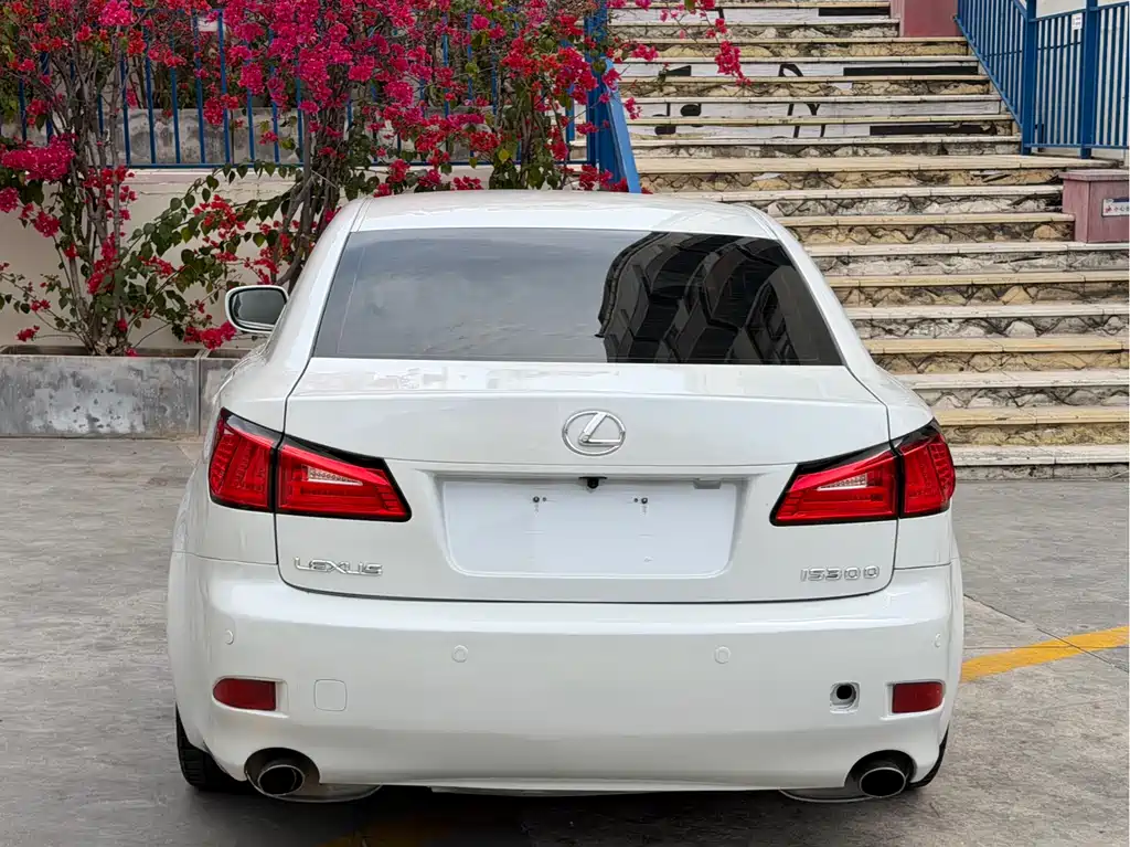 Lexus IS 2007 300