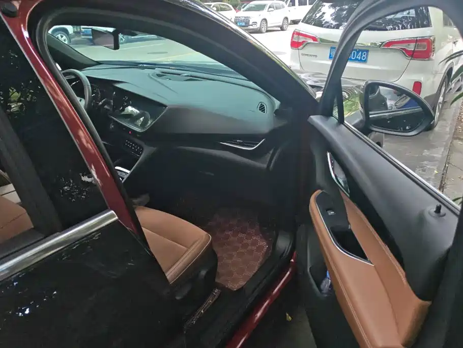 Buick Envision S — миниатюра 8