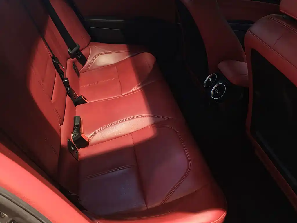 Alfa Romeo Giulia — миниатюра 11