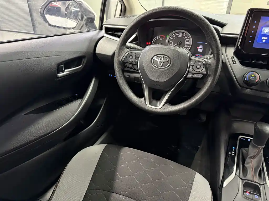 Toyota Corolla — миниатюра 16