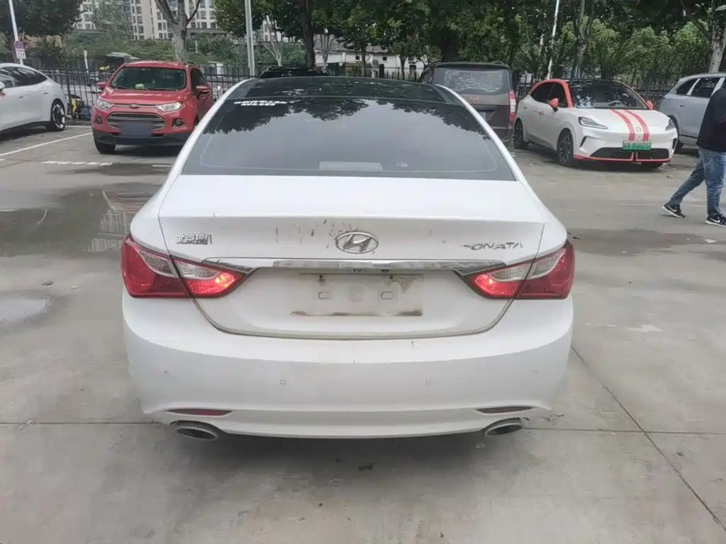 Hyundai Sonata — миниатюра 6