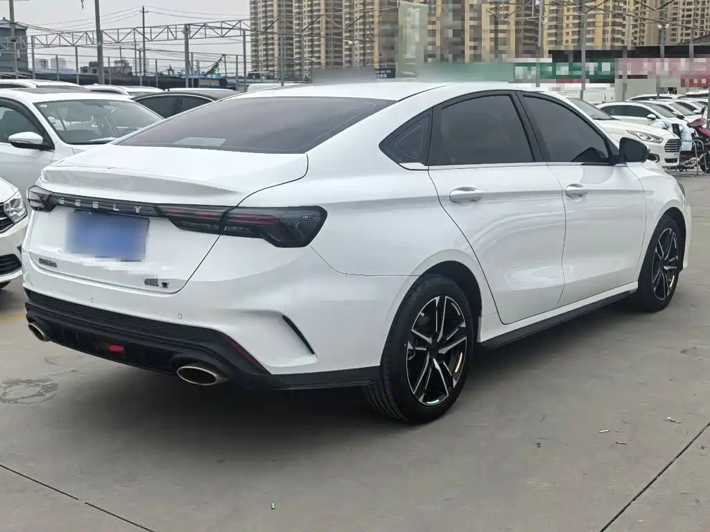 Geely Binrui — миниатюра 8