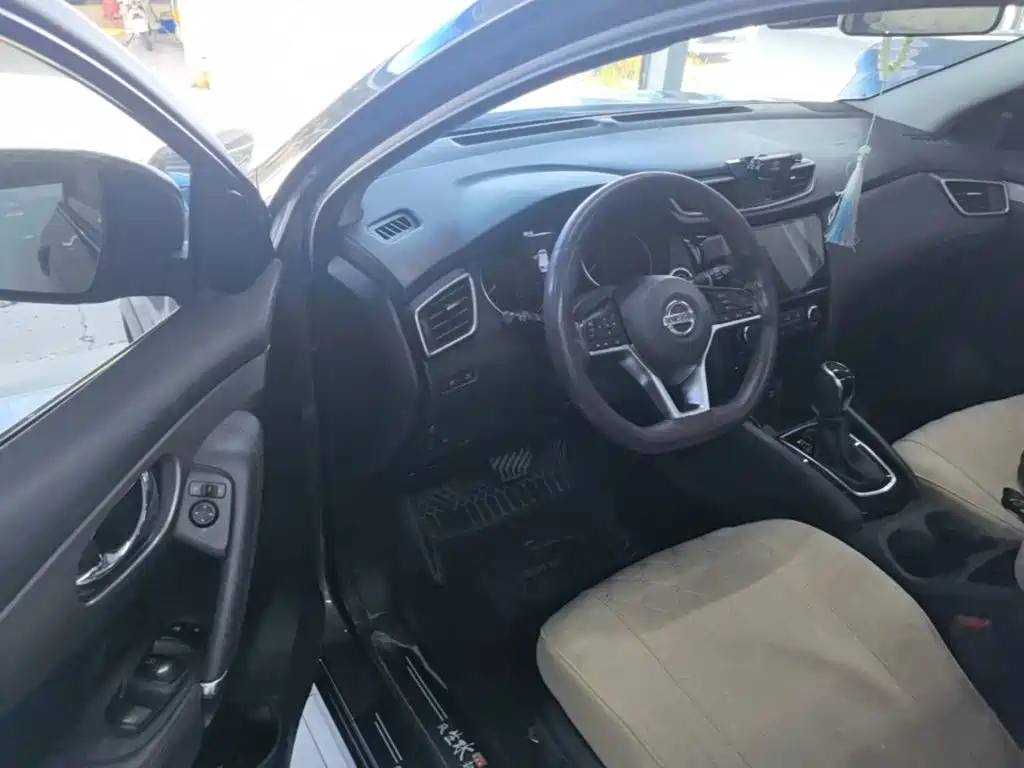 Nissan Qashqai — миниатюра 16