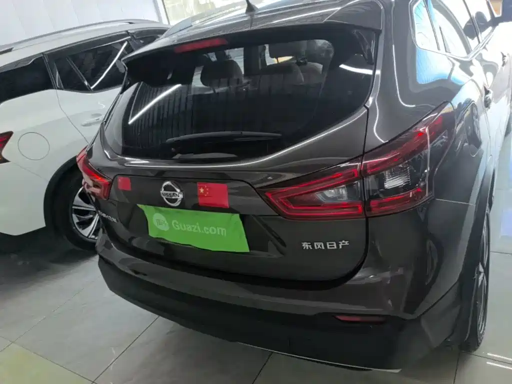 Nissan Qashqai — миниатюра 6
