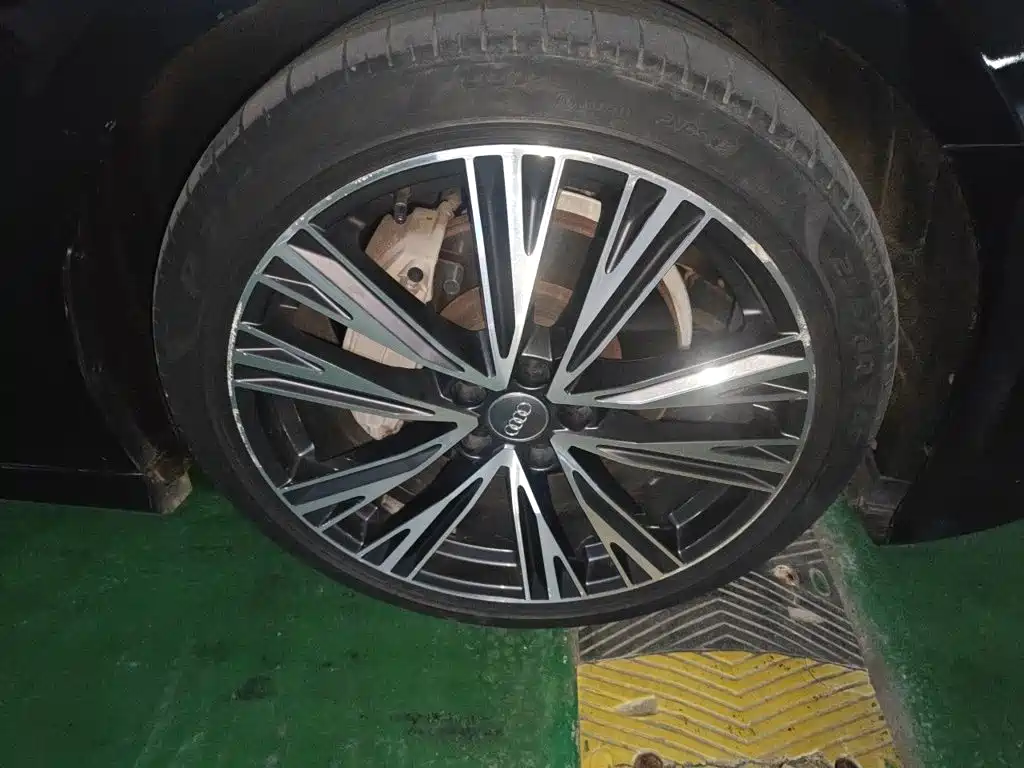 Audi A6L — миниатюра 9