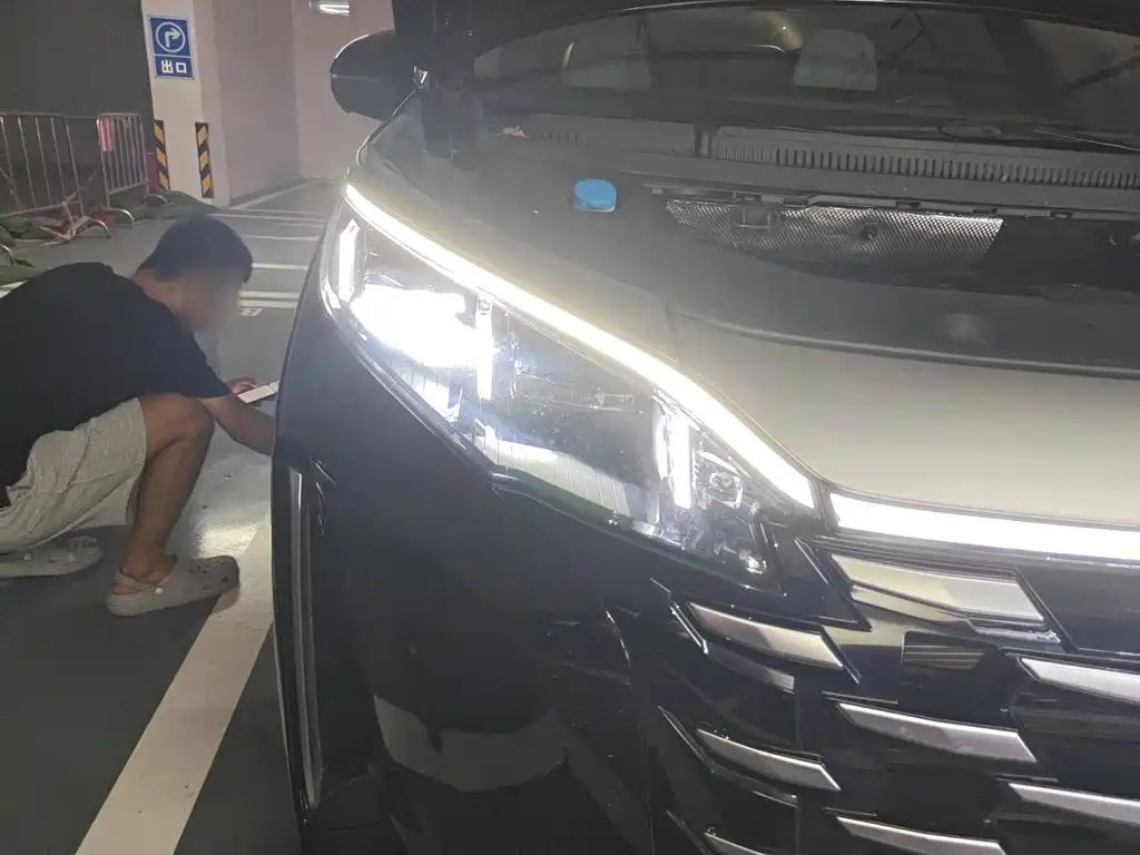 BYD Xia — миниатюра 7