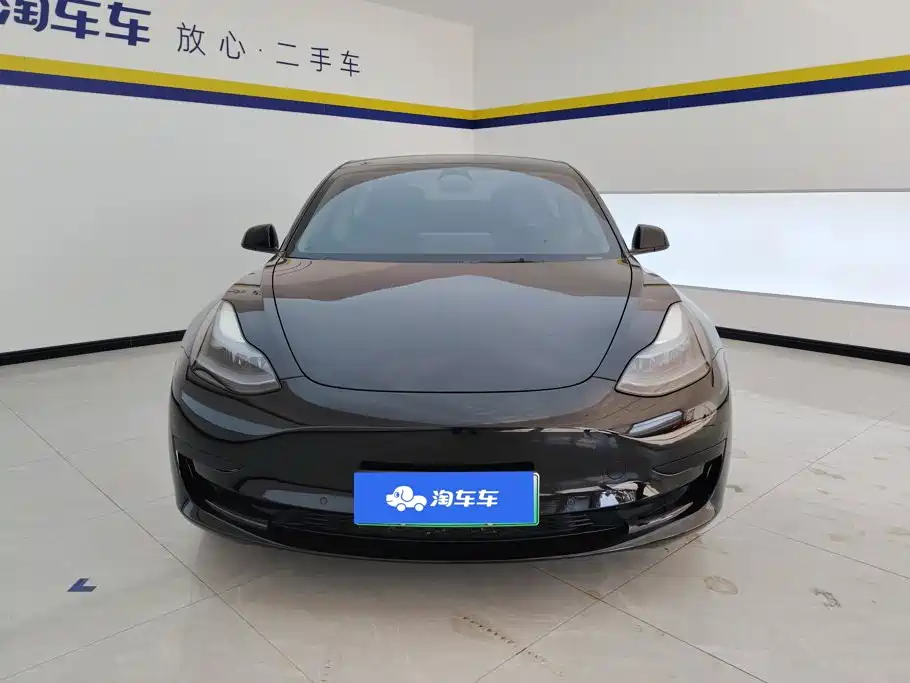 Tesla Model 3 — миниатюра 2