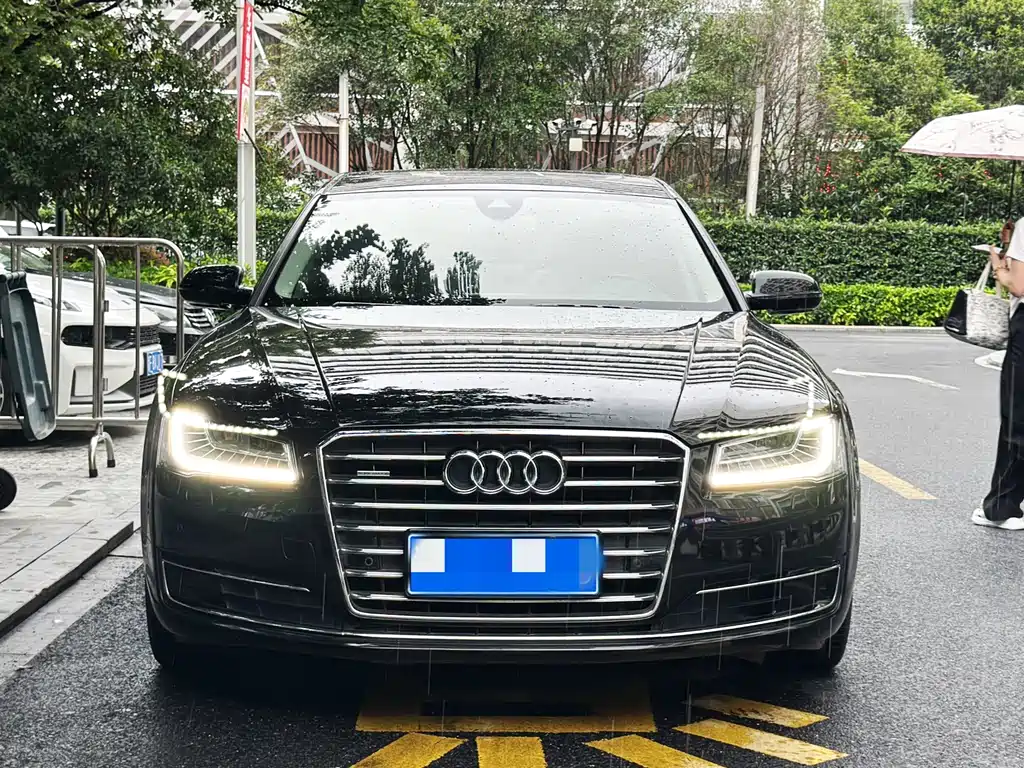 Audi A8 — миниатюра 2