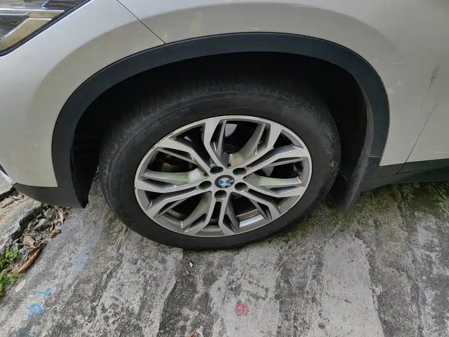BMW X1 — миниатюра 4