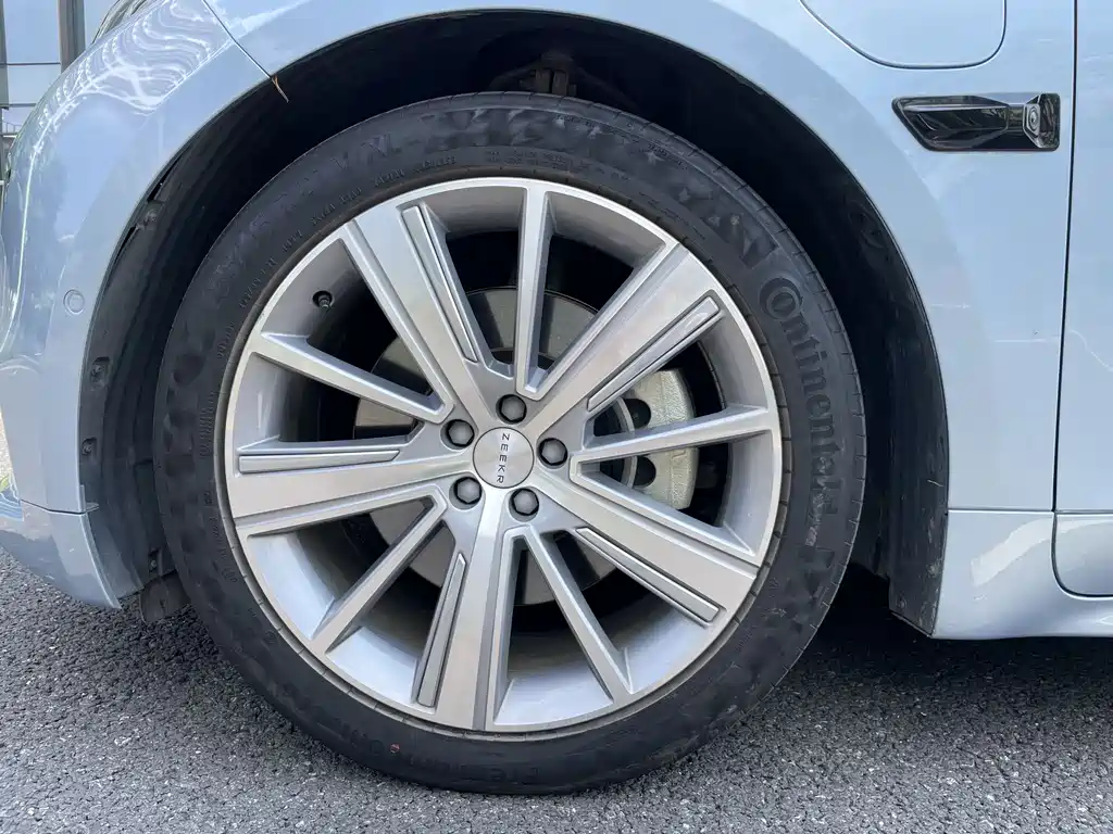 ZEEKR EXTREME KRYPTON 001