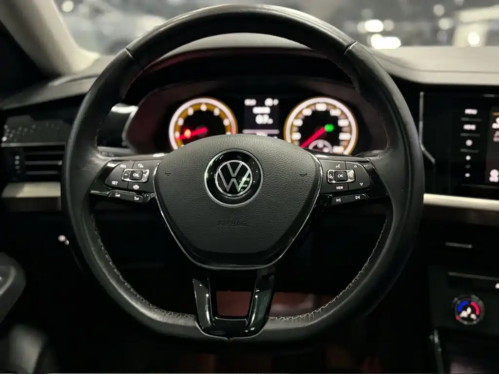 Volkswagen Passat — миниатюра 8