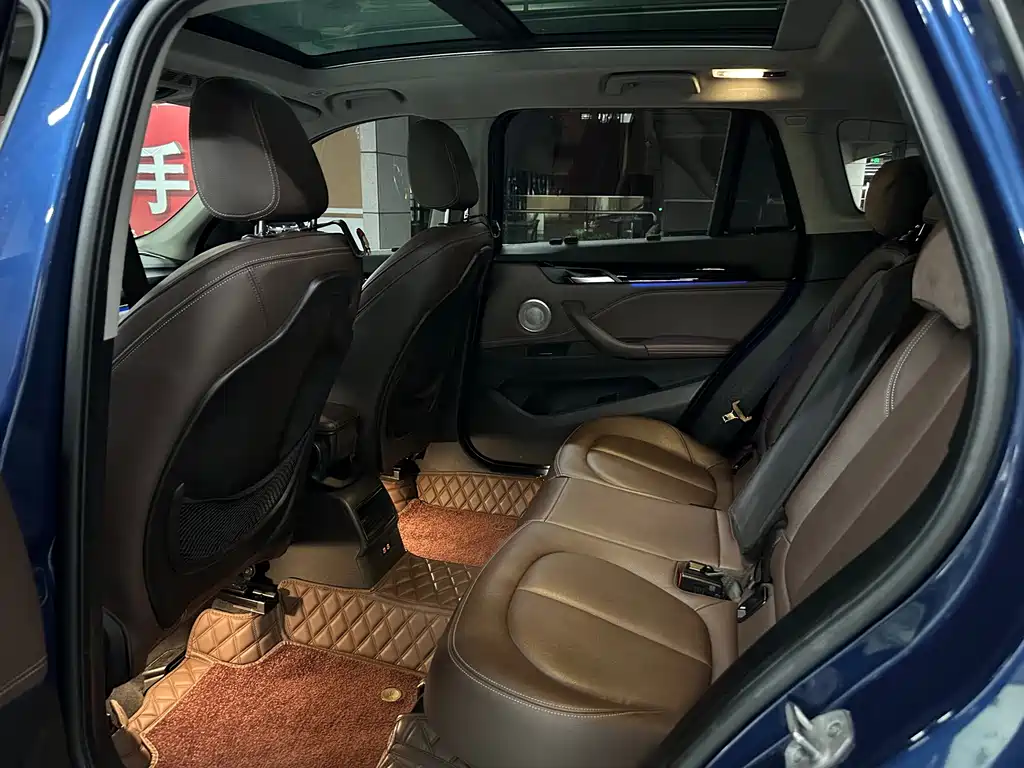 BMW X1 — миниатюра 11