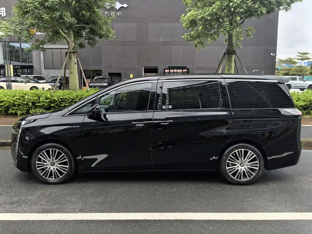 GAC E8 PHEV 2025 150km PRO+