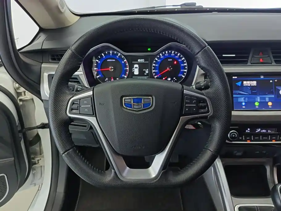 Geely Vision X3 — миниатюра 15