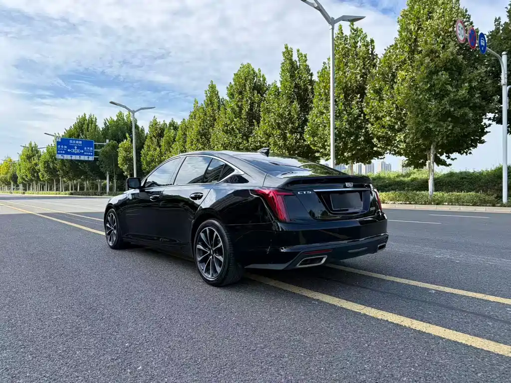 Cadillac CT5 — миниатюра 9
