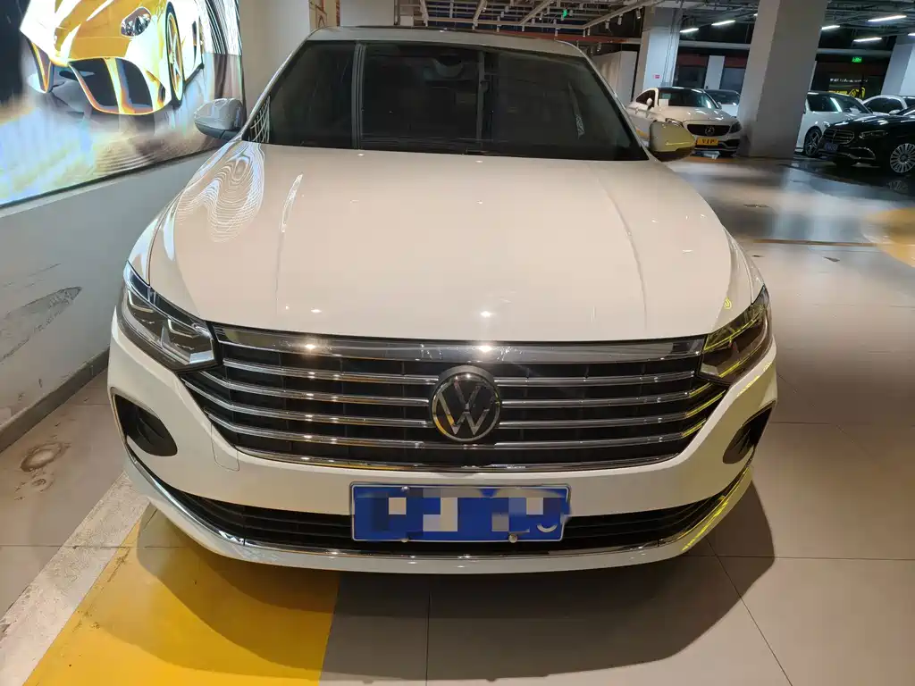 Volkswagen Lavida — миниатюра 2