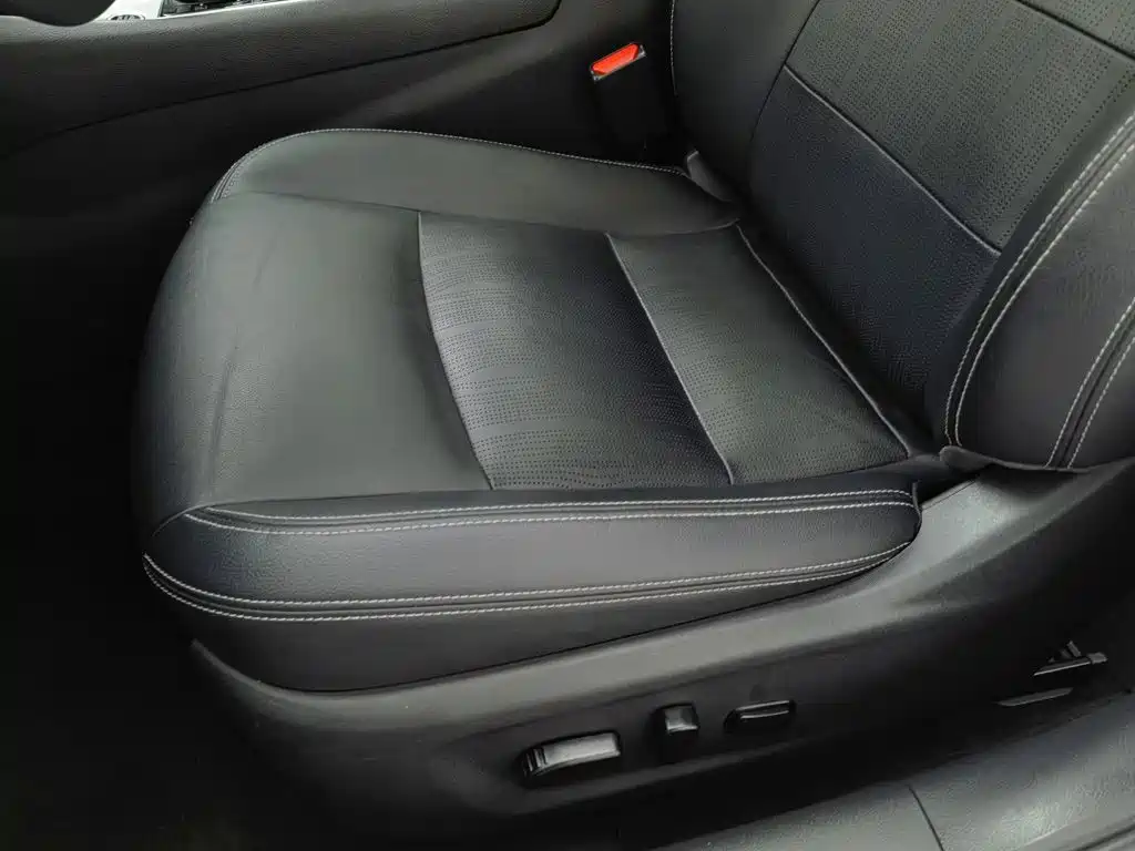 Nissan Teana — миниатюра 20