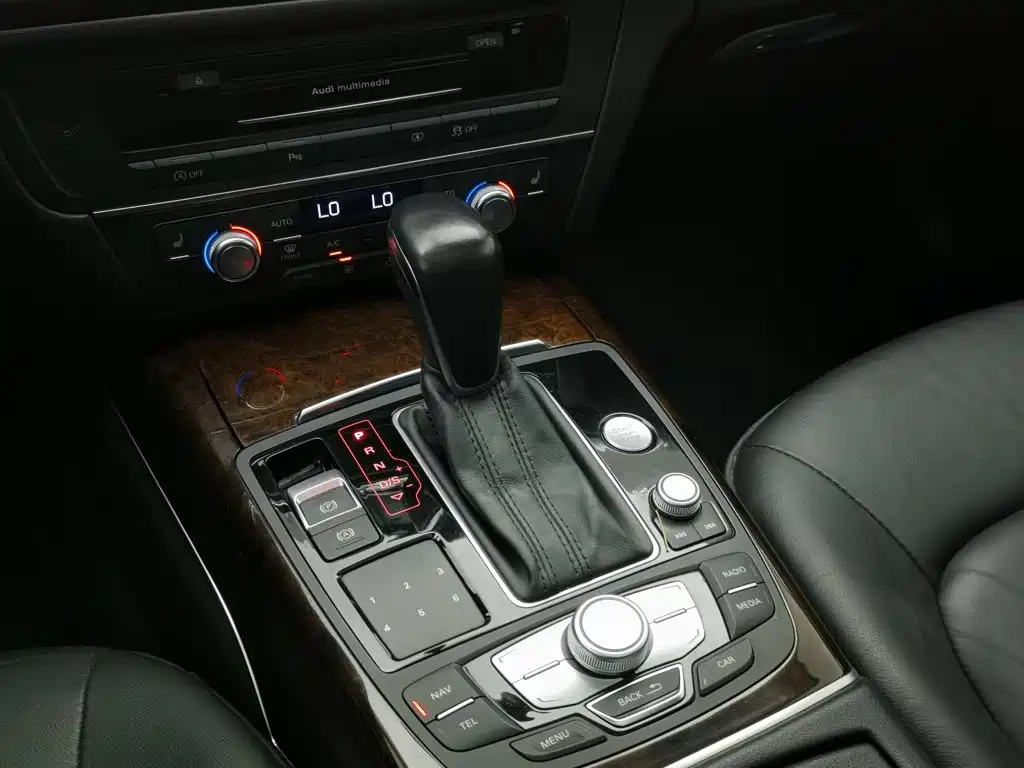 Audi A6L — миниатюра 13