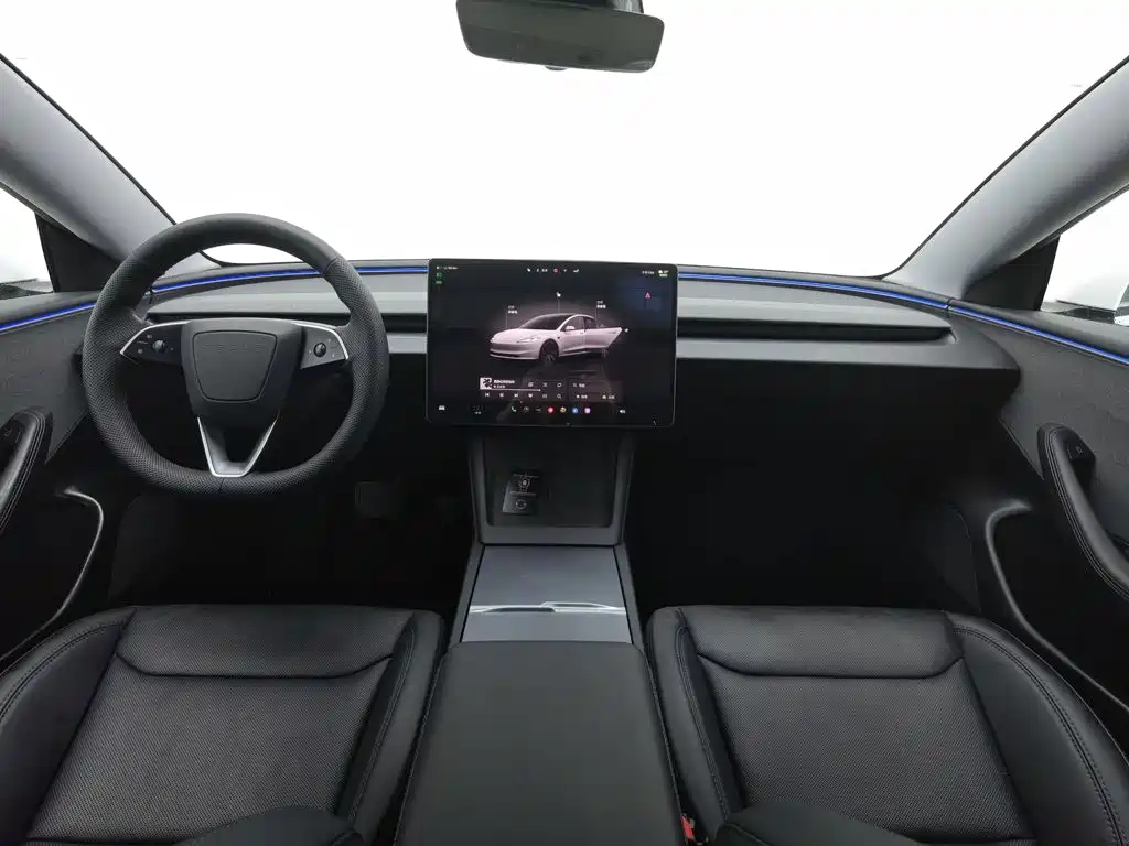 Tesla Model 3 — миниатюра 5